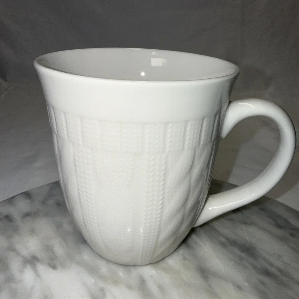 Maud Borup Mug Cup, Cable Knit Sweater Design, Cream Color, 16 Oz